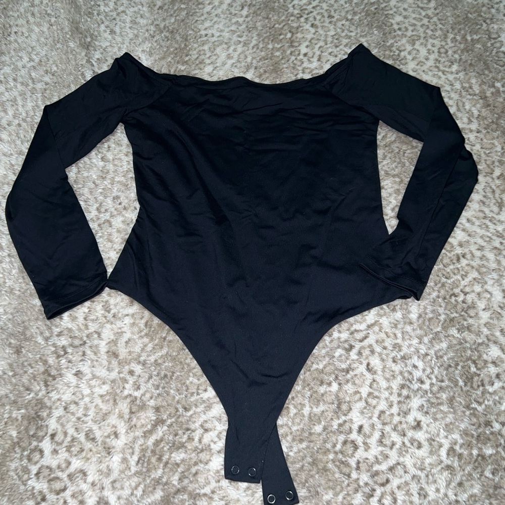 New Nuuds Black Long Sleeve off the shoulder Bodysuit
